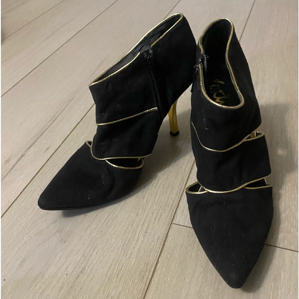 Women heels